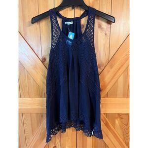 Maurices navy lace top size small nwt (3717)￼